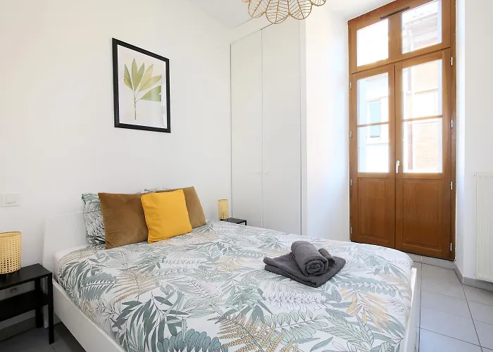 Le Riquet - 4 people - Hyper Center - Metro Appartement *