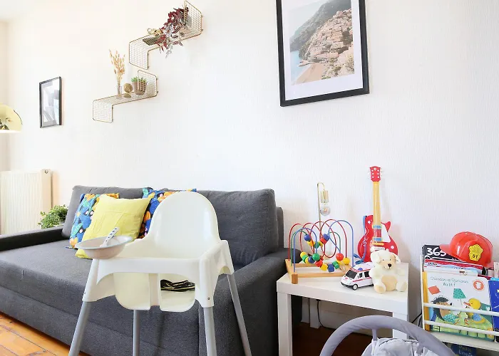 Le Riquet - 4 people - Hyper Center - Metro *