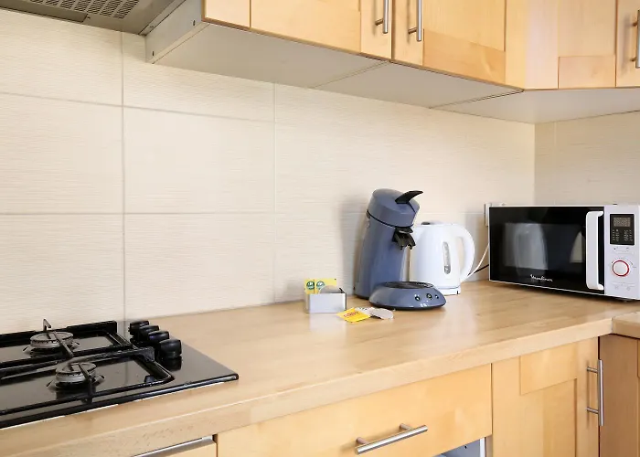 Le Riquet - 4 people - Hyper Center - Metro Appartement *